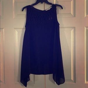 Max Studio Black A shape top. Size S.